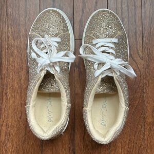 Betsy Johnson Sidny size 7.5